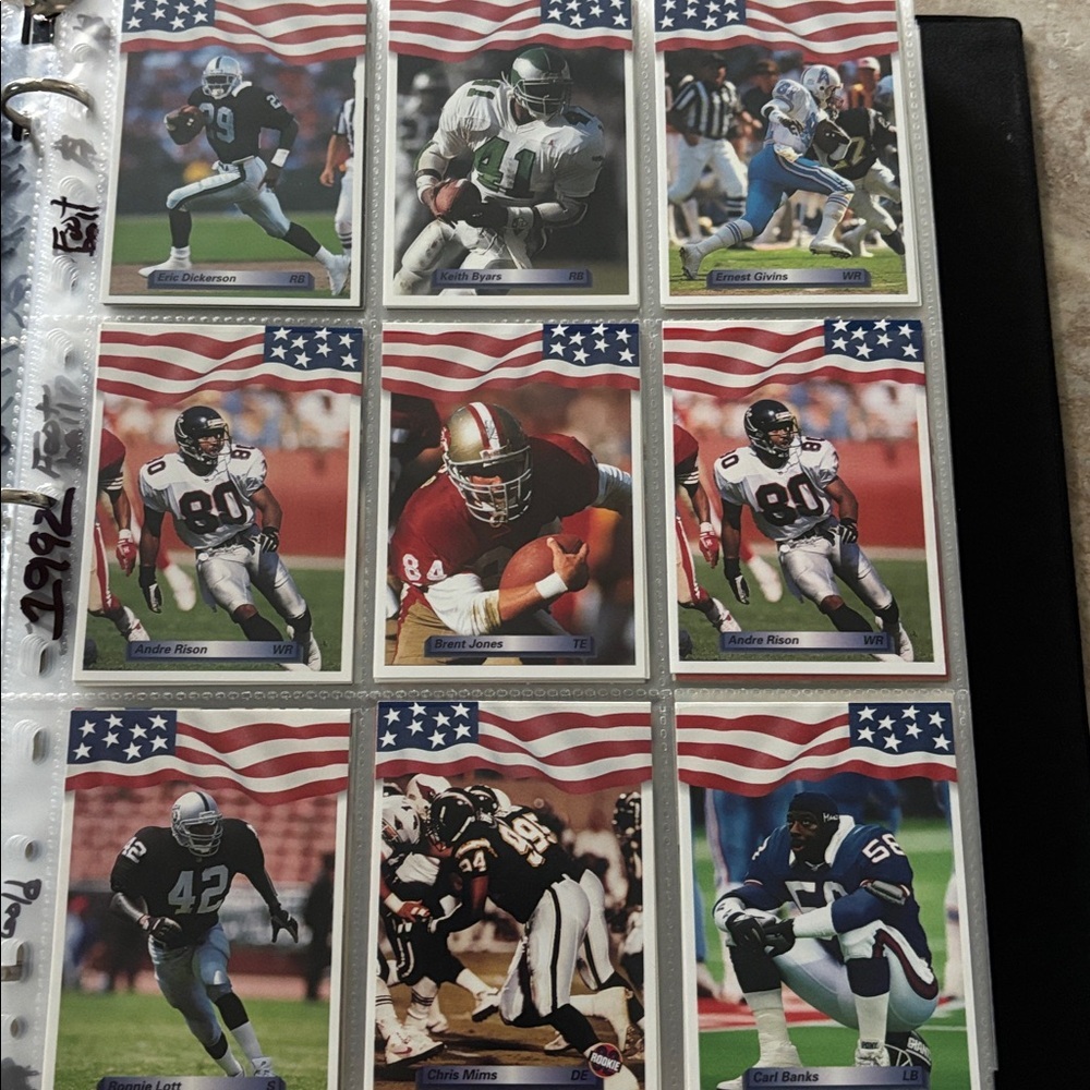 Lot  of 196 -Cards Black Binder of Mix Sport Cards - Picture 5 of 15